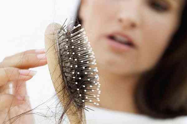 Cách hạn chế rụng tóc